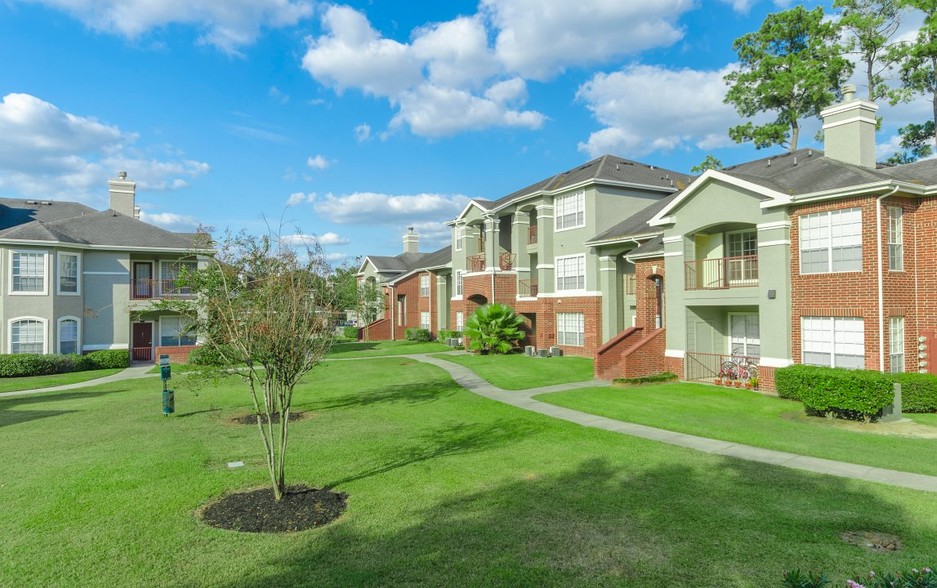 Mandolin Apartments | 10325 Cypresswood Dr, Houston, TX 77070 | USDOH.org