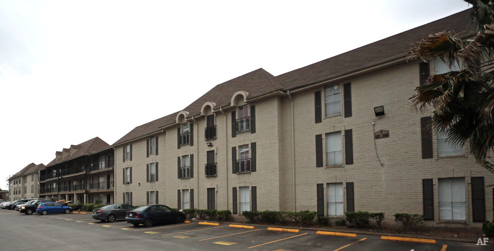 Westward Square Apartments | 6233 Gulfton St, Houston, TX 77081 | USDOH.org