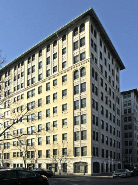 Britton Budd Apartments | 501 W Surf St, Chicago, IL 60657 | USDOH.org