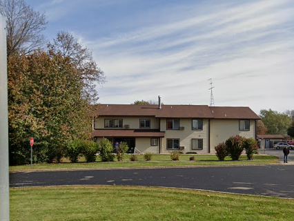 Round River Court Apartments | 1411 W. Veterans Parkway, Marshfield, WI