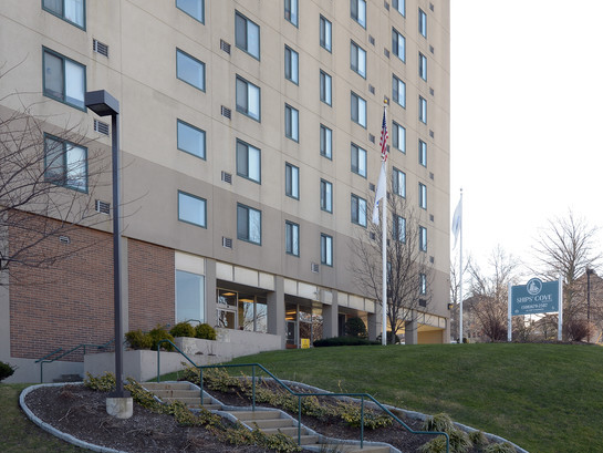 Ships Cove Apartments | 130 Canal St, Fall River, MA 02721 | USDOH.org